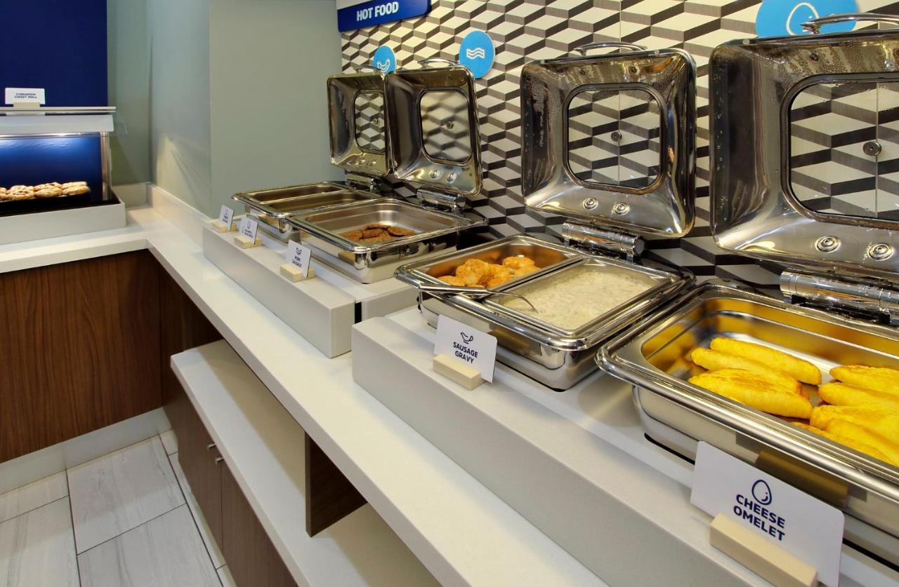 Holiday Inn Express - Sauk City By Ihg Prairie Du Sac Εξωτερικό φωτογραφία